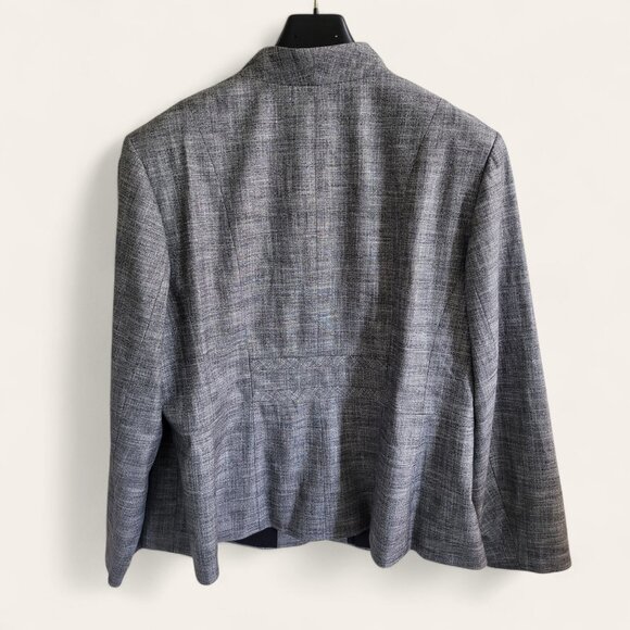 Halogen 3 Button Womens Blazer Gray Black Plus Size 18W Career Workwear Business - Picture 2 of 7